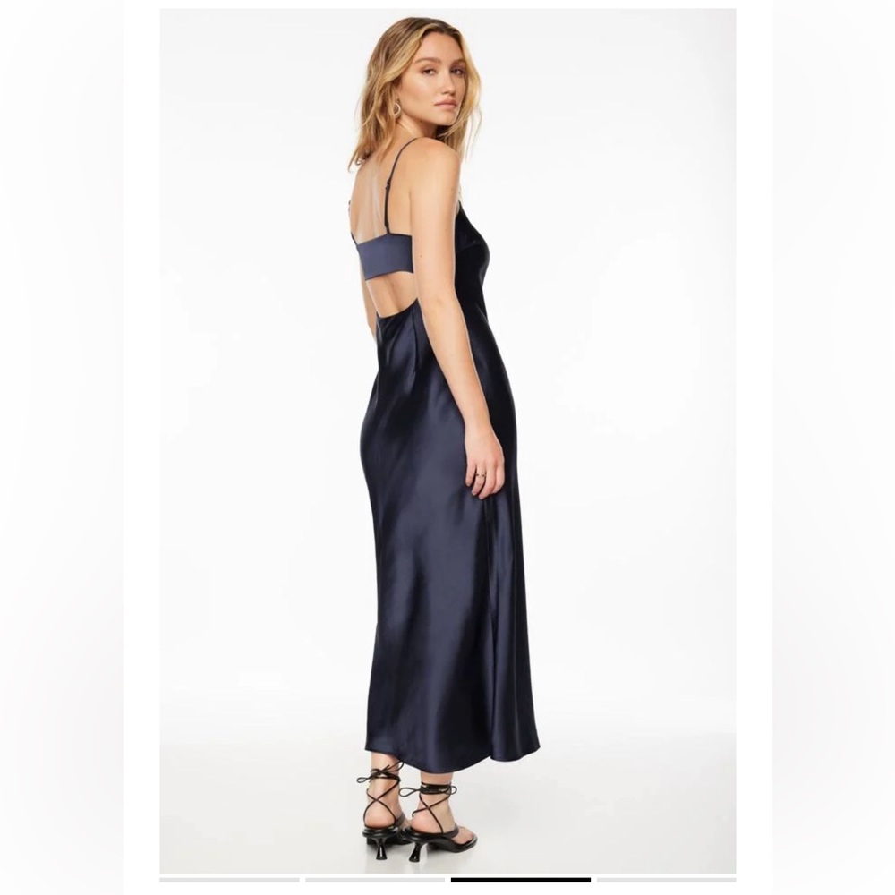 Dynamite open back satin dress - Size XL - Picture 2 of 2